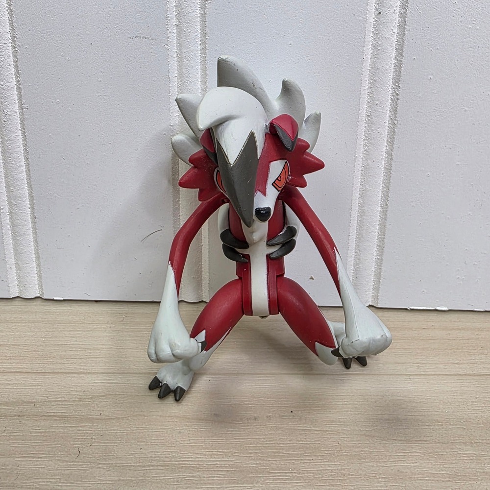 Tomy Pokemon Midnight Form Lycanroc Action Figure Red White F1917WCG01